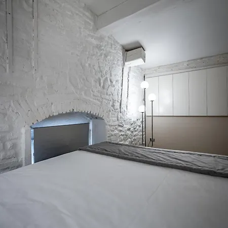 Apartment Yd Charming Two-level In