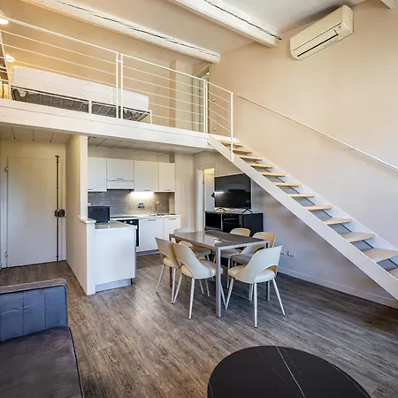 Yd Charming Two-level In Apartament *