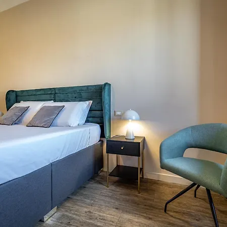 Yd Charming Two-level In *